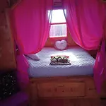 Roulotte La Passe Pierre Bed & Breakfast