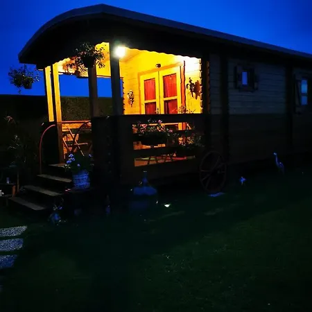 B&B Roulotte La Passe Pierre 3*