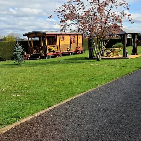 Bed & Breakfast Roulotte La Passe Pierre 3*