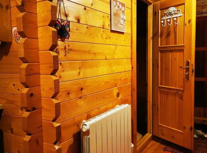 Roulotte La Passe Pierre Nocleg ze śniadaniem 3*